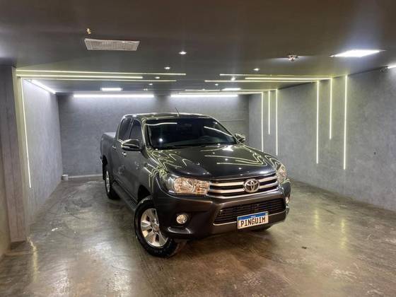 TOYOTA HILUX 2.7 SRV 4X4 CD 16V FLEX 4P AUTOMÁTICO